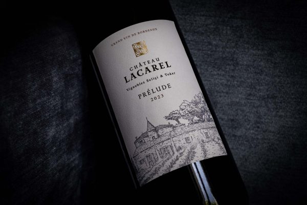 Creation packaging vin bordeaux